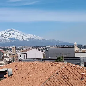 Il Lapillo , Aeroporto di Catania Fontana Rossa Italia